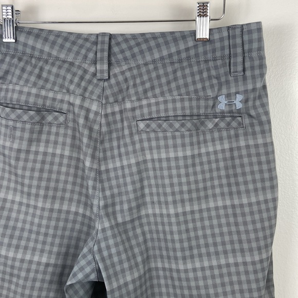 ✨3/$25✨ Under Armour Men’s Gray Short - 32 - Picture 8 of 9